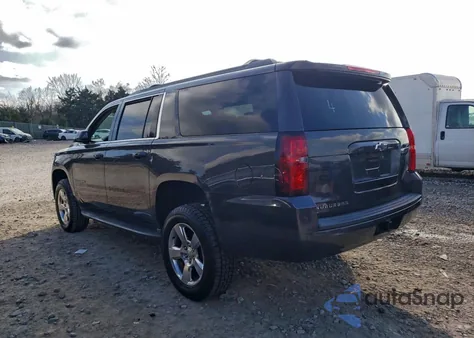 2016 Chevrolet Suburban K1500 Ls z USA, uszkodzony, nr VIN 1GNSKGKC2GR377686